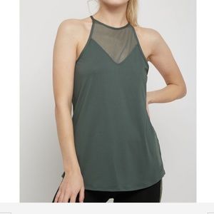 New Balance Captivate Keyhole Tank Top
